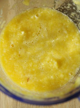 Blender kase üst bölümünde hazır sarı jöle