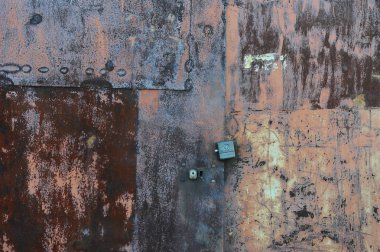 Çizik ve çatlaklarla metal doku