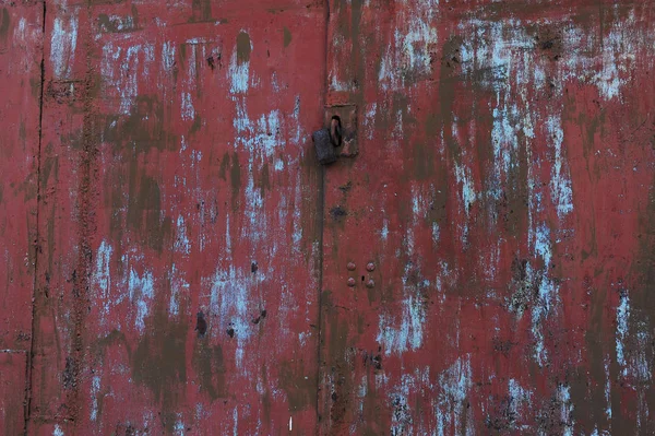 Çizikler ve çatlaklar ile pembe metal doku