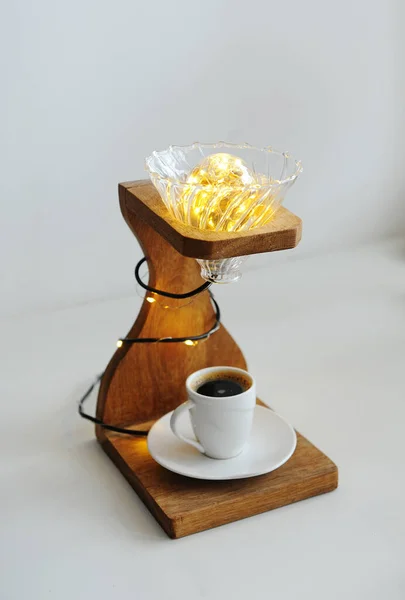 Kreative Kunst Handgemachte Lampe Aus Hölzernem Tropf Kaffeeständer V60 Tropfer — Stockfoto