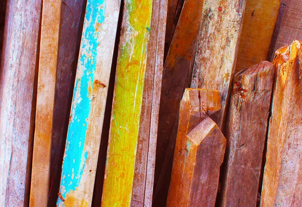 Tablones de madera con restos de pintura . — Foto de Stock