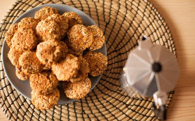 Yulaf ezmeli kurabiye ve kahve yapma imkanları