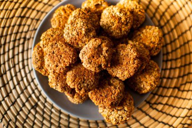 Tabaktaki kurabiyeler