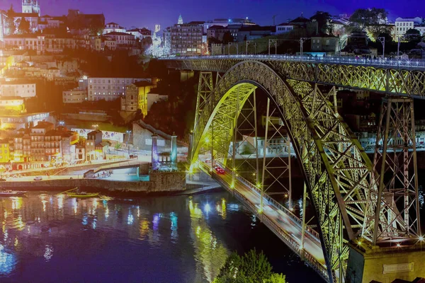 Porto au Portugal. Ville de nuit . — Photo