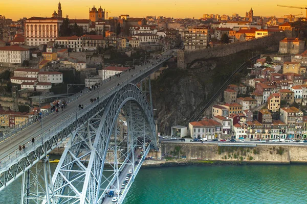 Eiffel bridge v Porto při západu slunce — Stock fotografie