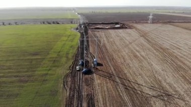 Yüksek voltajlı elektrik hattındaki bir kazanın ortadan kaldırılması.