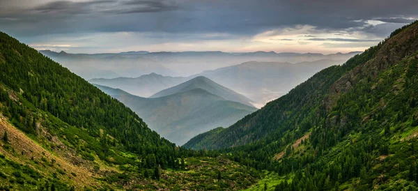 Vista Del Paisaje Desde Paso Montaña Puerta Del Diablo Taiga — Foto de Stock