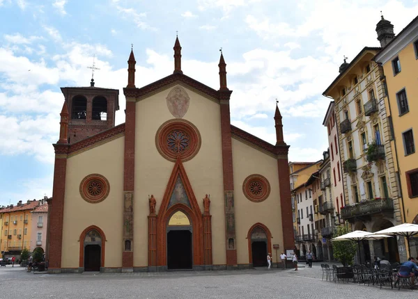 Pinerolo Italia Circa Junio 2017 Catedral San Donato Plaza Principal — Foto de Stock