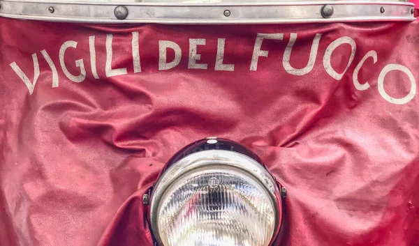 Detalhe Italiano Escrito Vigili Del Fuoco Corpo Nacional Bombeiros Italiano — Fotografia de Stock