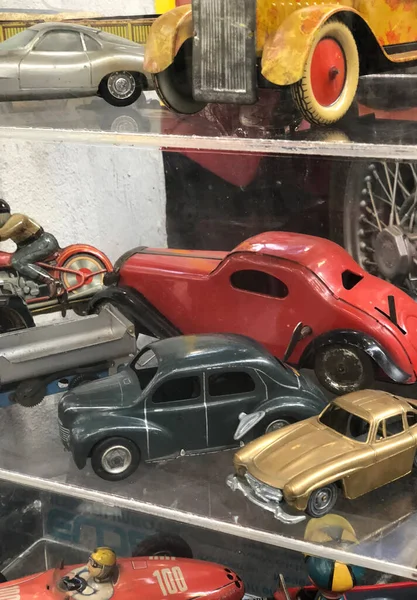 Juguetes Coches Viejos Escaparate — Foto de Stock