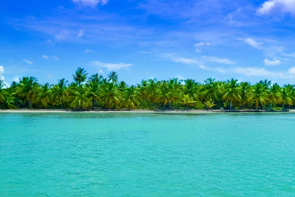 아름 다운 빛나는 블루 카리브해 — 스톡 사진