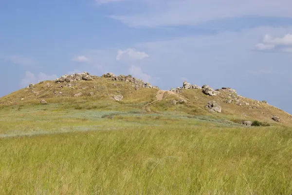 Pomnik przyrody - Kamyshinskye góry uszy. — Zdjęcie stockowe