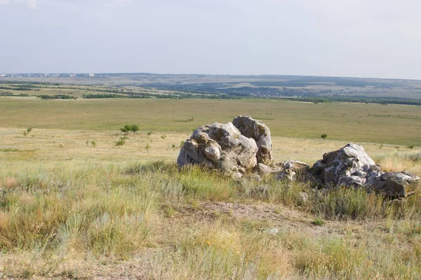 Pomnik przyrody - Kamyshinskye góry uszy. — Zdjęcie stockowe