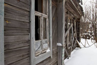 Terk Edilmiş Eski Ev. 