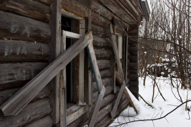 Terk Edilmiş Eski Ev. 