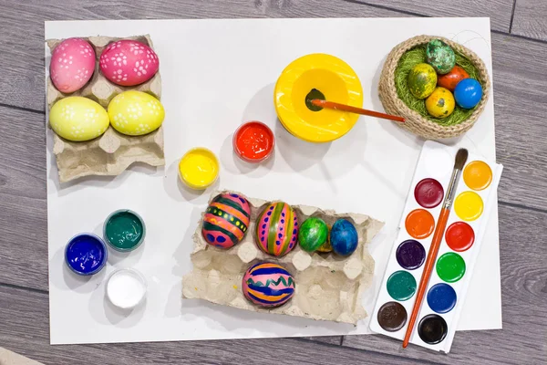 Mutlu paskalyalar. Paskalya için hazırlanıyor. 