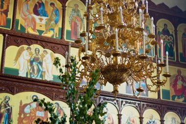 Rus Ortodoks vaftiz. Üç yetkili Ulyanov Tapınağı