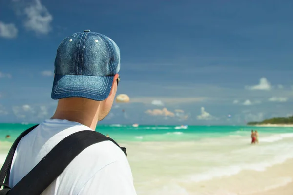 Viajante Praia Punta Cana República Dominicana Cores Brilhantes Mar Das — Fotografia de Stock