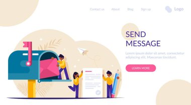 İnsanlar posta kutusuyla mektup yazıp gönderiyorlar. Biraz karakterli. Mesaj göndermek bir kavramdır. Modern düz vektör illüstrasyonu.