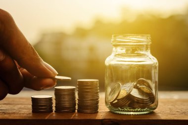 Para tasarrufu ve ekonomi kavramı için bankacılık