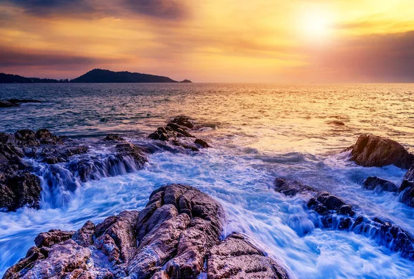 Zee zonsondergang of zonsopgang van de zee — Stockfoto