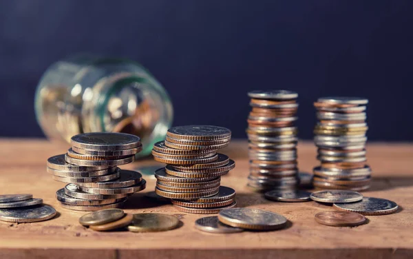 Para tasarrufu ve ekonomi kavramı Bankacılığı hesabı