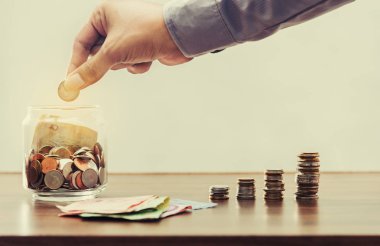 Para ve Finans iş kavramı için bankacılık hesap kaydetme