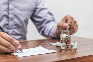 Kaydetmek para ve Finans iş kavramı için banka hesabı