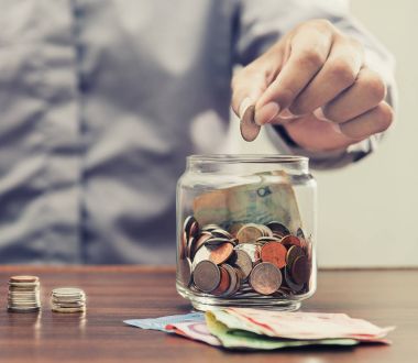 Kaydetmek para ve Finans iş kavramı için banka hesabı