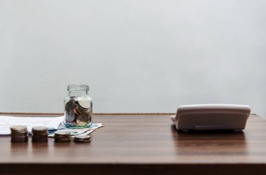 Güç ve enerji, gelir ve gelir kavramı kaydetmek