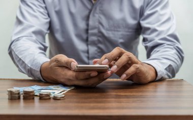 Online alışveriş ve online bankacılık ve Internet Bankacılığı kavramı