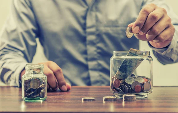 Finans iş kavramı için emeklilik için tasarruf