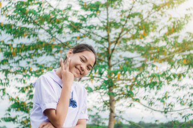 Öğrenci kız doğa contryside doğa ile