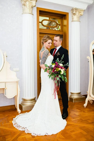 Damat ve gelin Portreler güzel klasik iç