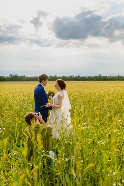 Yakın çekim portre yapmak fotoğrafçı