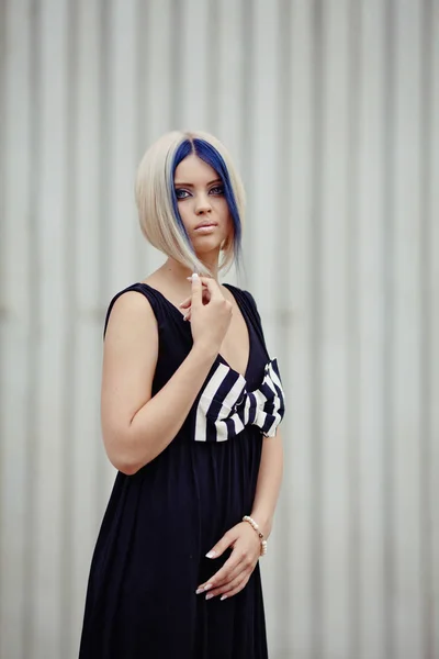 Beautiful blonde model with futuristic haircut — Stock Image Beautiful blonde model with futuristic haircut Royalty Free Stock Photos