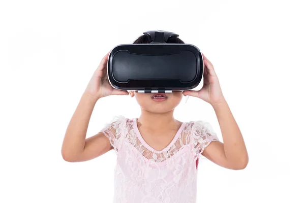 Azjatycki chiński dziewczynka przeżywa rzeczywistość wirtualna — Zdjęcie stockowe