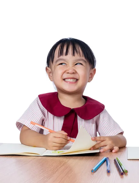 Asiatico piccolo cinese ragazza disegno con colore matite — Foto Stock