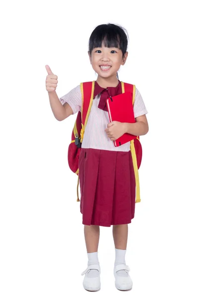Asijské malé Čínská dívka ve školní uniformě s školní batoh — Stock fotografie