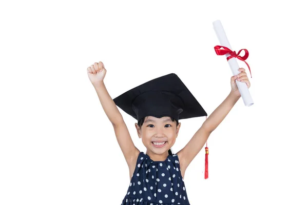 Asiatique petite fille chinoise portant chapeau de graduation et tenant trempette — Photo