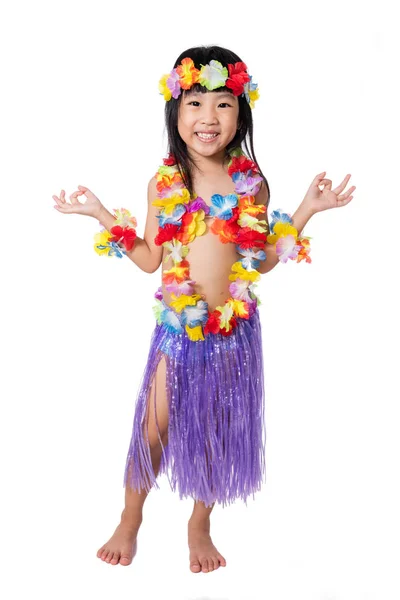 Asiatische chinesische Mädchen im hawaiianischen Kostüm — Stockfoto