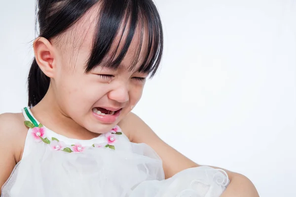 Pleurer asiatique chinois petite fille — Photo