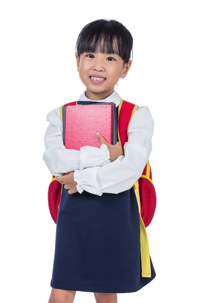 Asiatico piccolo cinese ragazza in scuola uniforme con scuola borsa — Foto Stock