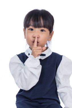 Asyalı küçük Çin sessizlik için soran kız