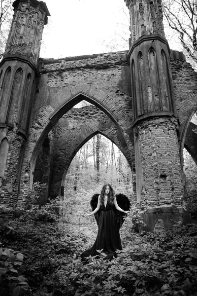 Fallen angel with black wings — Stock Photo, Image