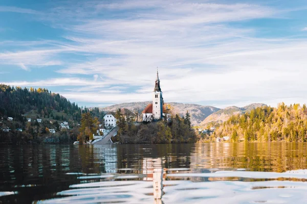 Lago Bled nas montanhas Alpinas — Fotografia de Stock
