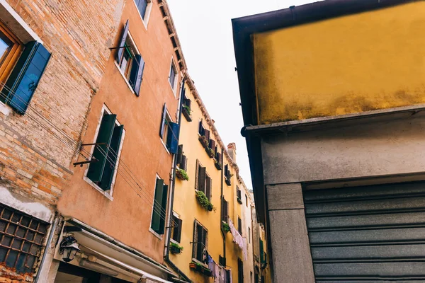 The old Venice streets of Italy — Stock Photo, Image