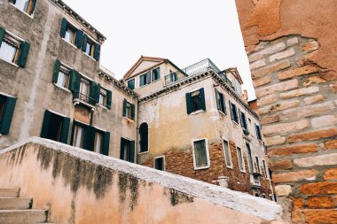 İtalya eski Venedik sokaklarında