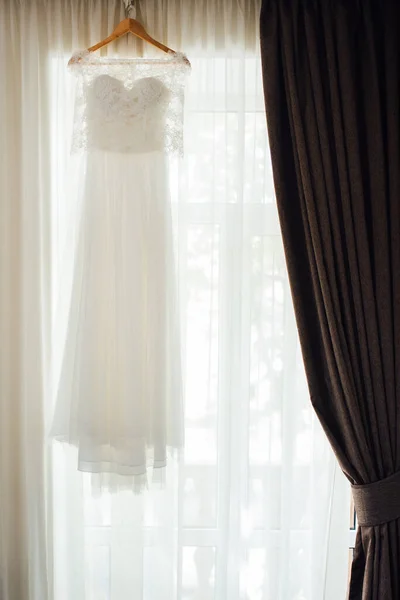 Klä Upp Bruden Bröllopsklänning Med Korsett Och Snörning — Stockfoto