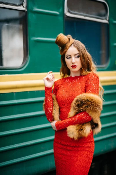 Young Girl Red Hair Bright Red Dress Old Green Passenger — Stock Photo, Image